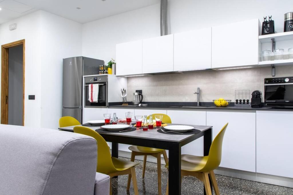 Ferienwohnung Largodoria - Viaarchivolto, Box Auto Privato Incluso Albenga Exterior foto